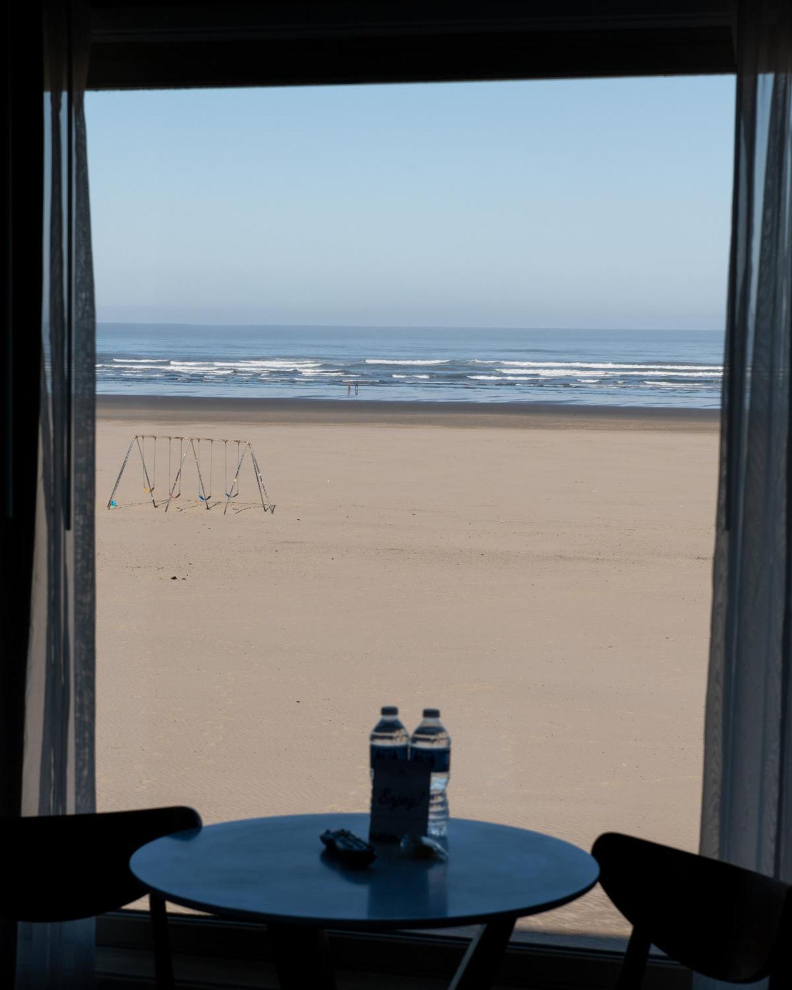 The Ocean Front At Seaside Motel Bagian luar foto